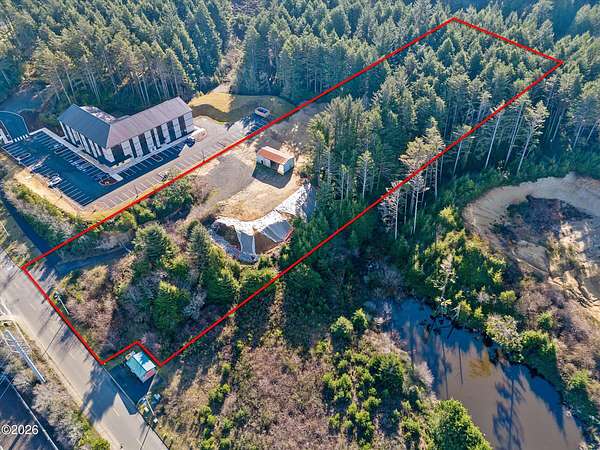 3 Acres of Commercial Land for Sale in Newport, Oregon