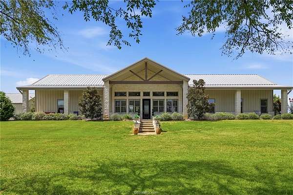 4 Acres of Land with Home for Sale in Washington, Texas
