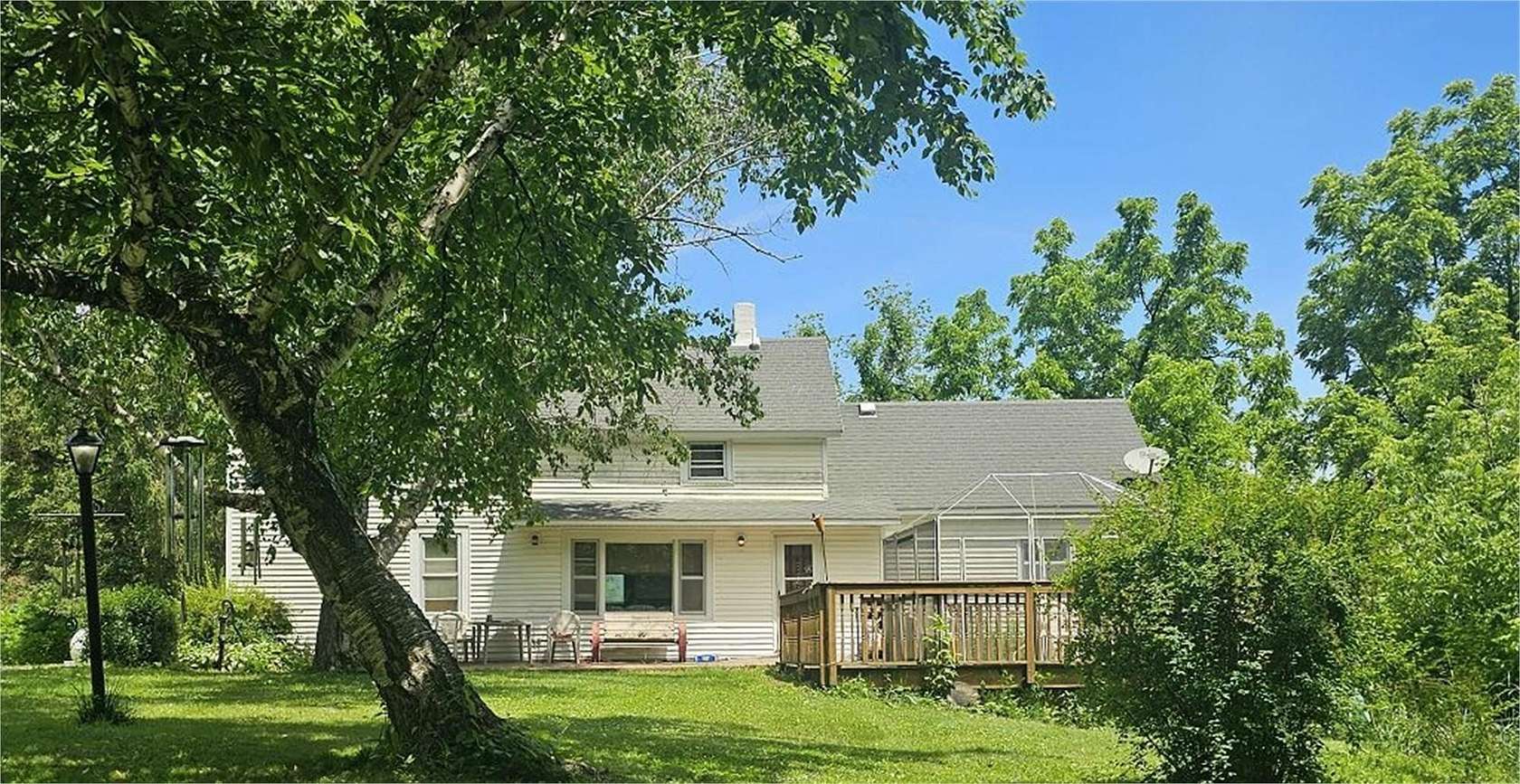 4.26 Acres of Land with Home for Sale in Lansing, Iowa