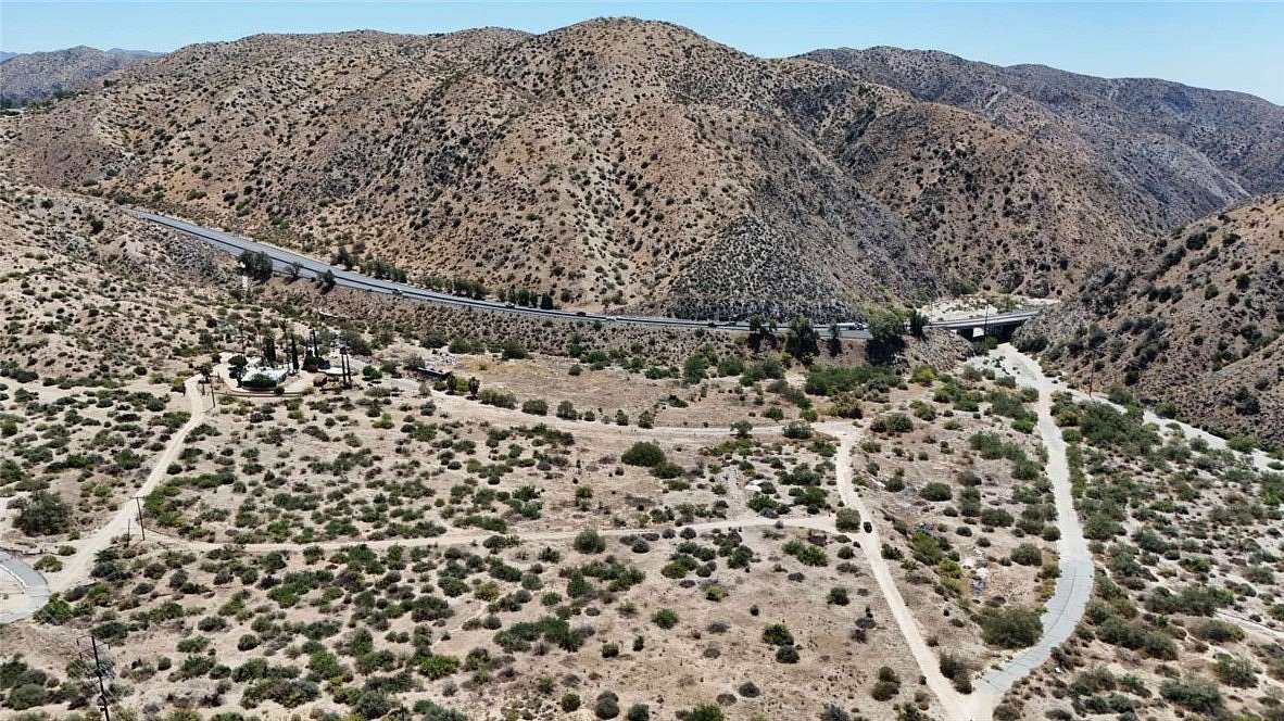 9.3 Acres of Land for Sale in Morongo Valley, California