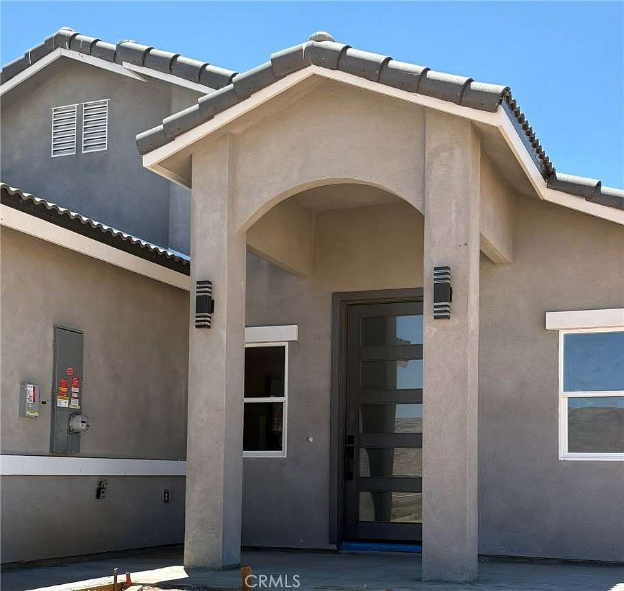 2.5 Acres of Land with Home for Sale in Apple Valley, California