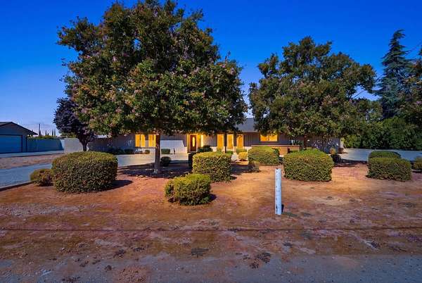 2.3 Acres of Land with Home for Sale in Fresno, California
