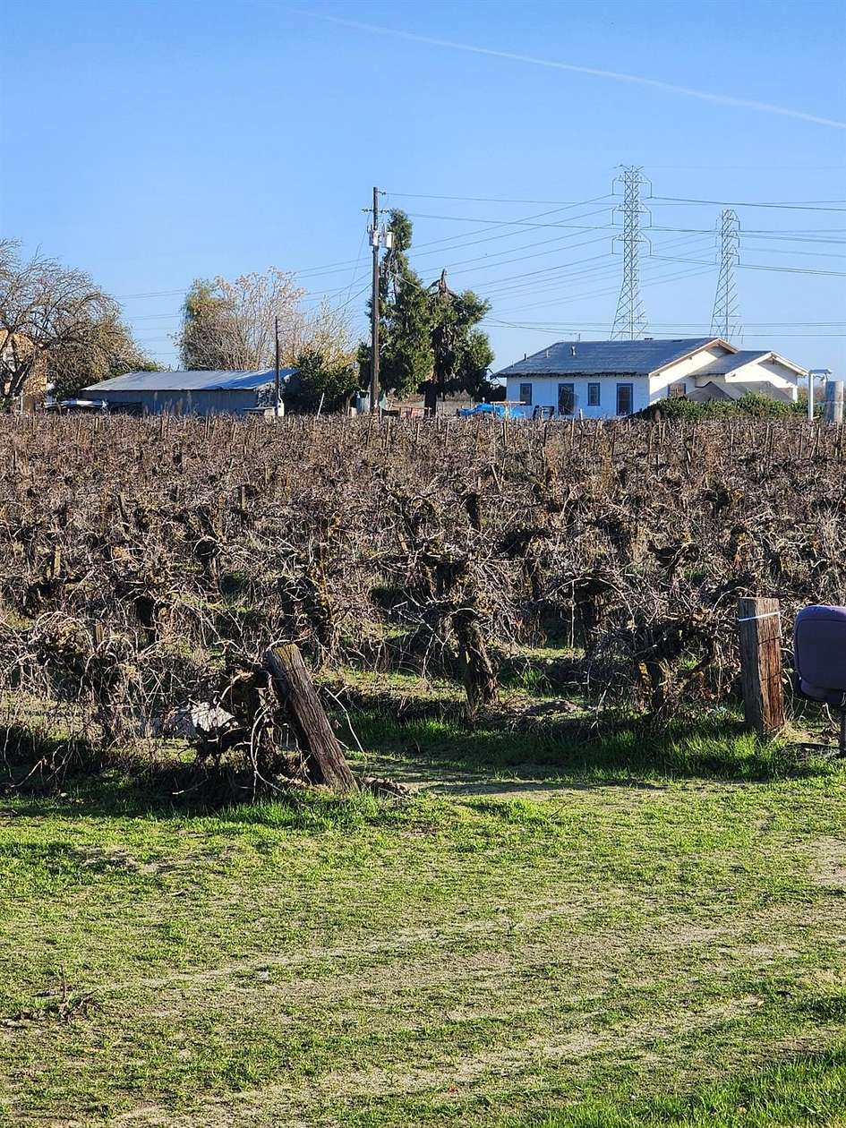 40 Acres of Land with Home for Sale in Fresno, California