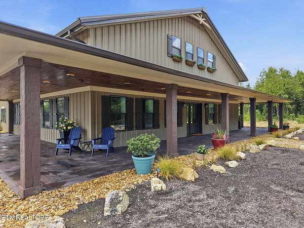 41.7 Acres of Land with Home for Sale in Athens, Tennessee