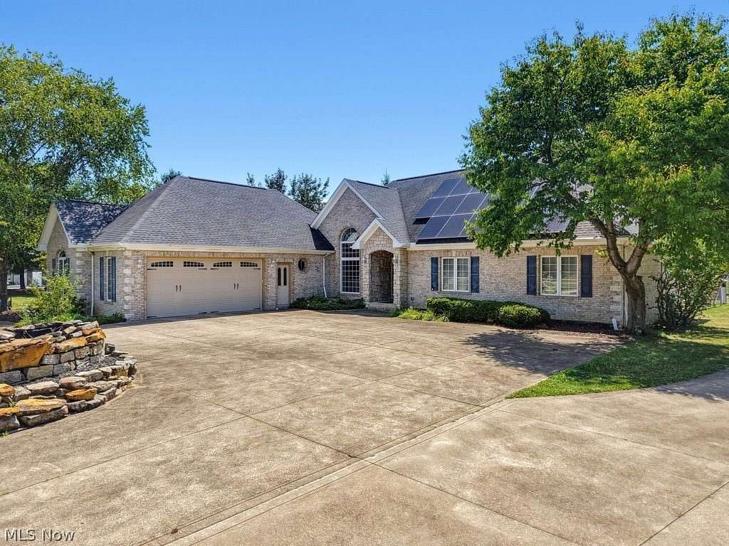2 Acres of Land with Home for Sale in Medina, Ohio