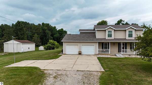 20 Acres of Recreational Land with Home for Sale in Mount Pleasant, Michigan