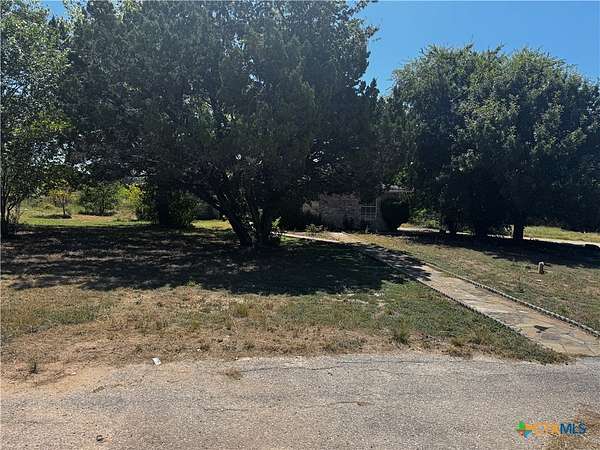 3.16 Acres of Land with Home for Sale in Copperas Cove, Texas