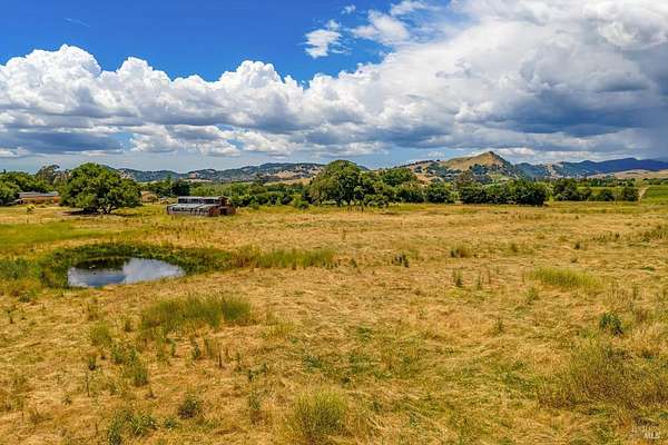 7.66 Acres of Land for Sale in Napa, California