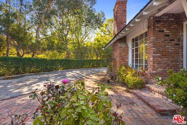 1.55 Acres of Land with Home for Sale in Tarzana, California
