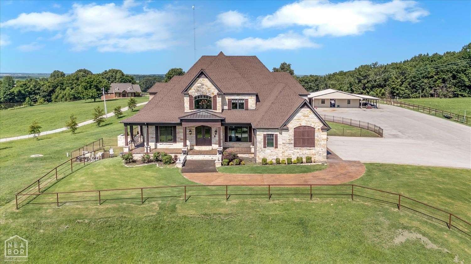 62.9 Acres of Land with Home for Sale in Jonesboro, Arkansas