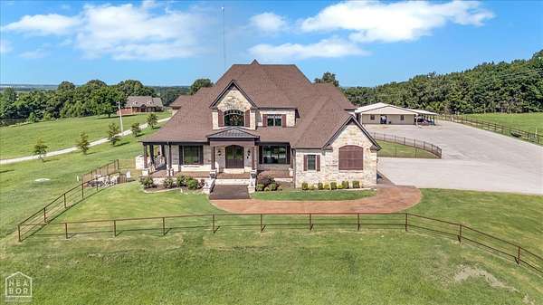 62.9 Acres of Land with Home for Sale in Jonesboro, Arkansas