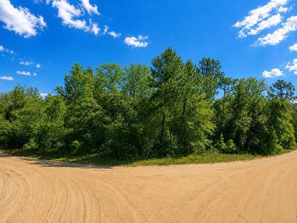 0.23 Acres of Residential Land for Sale in Interlachen, Florida