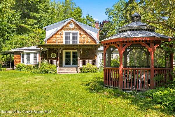 32.5 Acres of Recreational Land with Home for Sale in Shandaken, New York