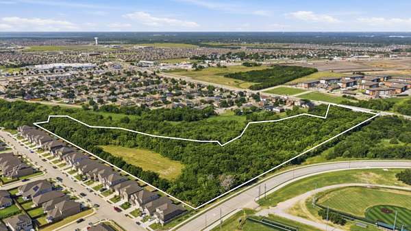 14.3 Acres of Land for Sale in Princeton, Texas