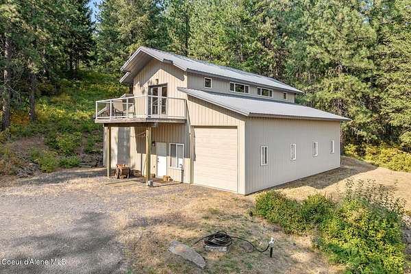 10 Acres of Improved Residential Land for Sale in Worley, Idaho
