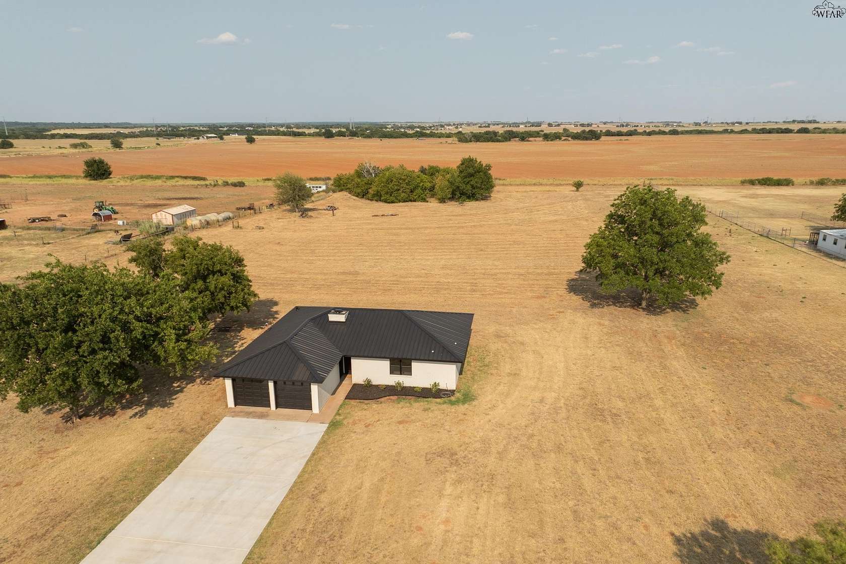 4.9 Acres of Land with Home for Sale in Wichita Falls, Texas