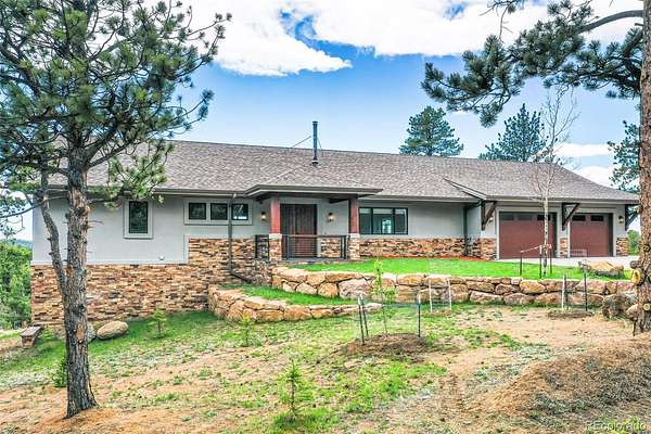 38.4 Acres of Agricultural Land with Home for Sale in Florissant, Colorado