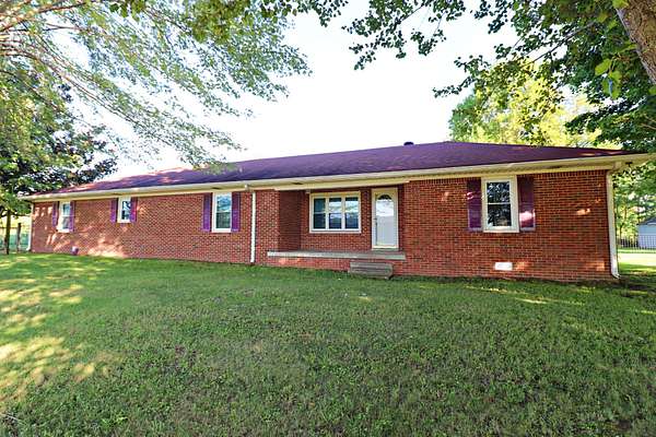 3.55 Acres of Land with Home for Auction in Pleasant Shade, Tennessee