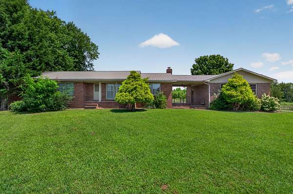 80 Acres of Land with Home for Sale in McMinnville, Tennessee