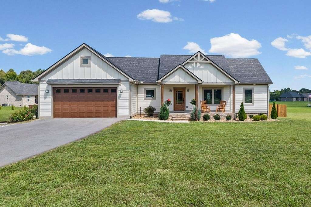 2 Acres of Land with Home for Sale in Monroe, Tennessee