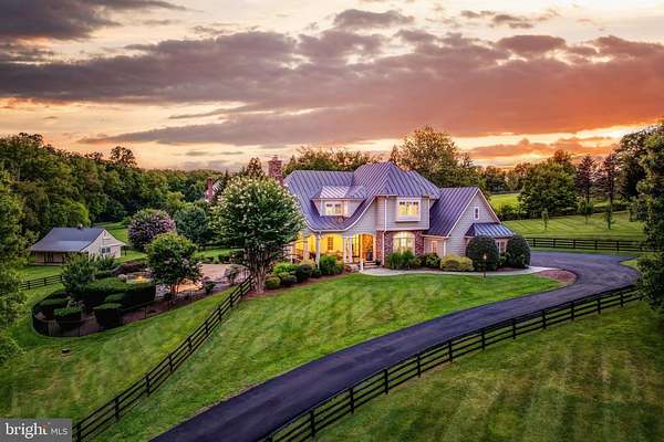 9 Acres of Land with Home for Sale in Leesburg, Virginia