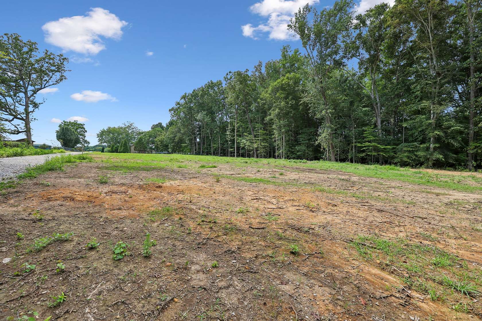 1 Acre of Residential Land for Sale in Winchester, Tennessee