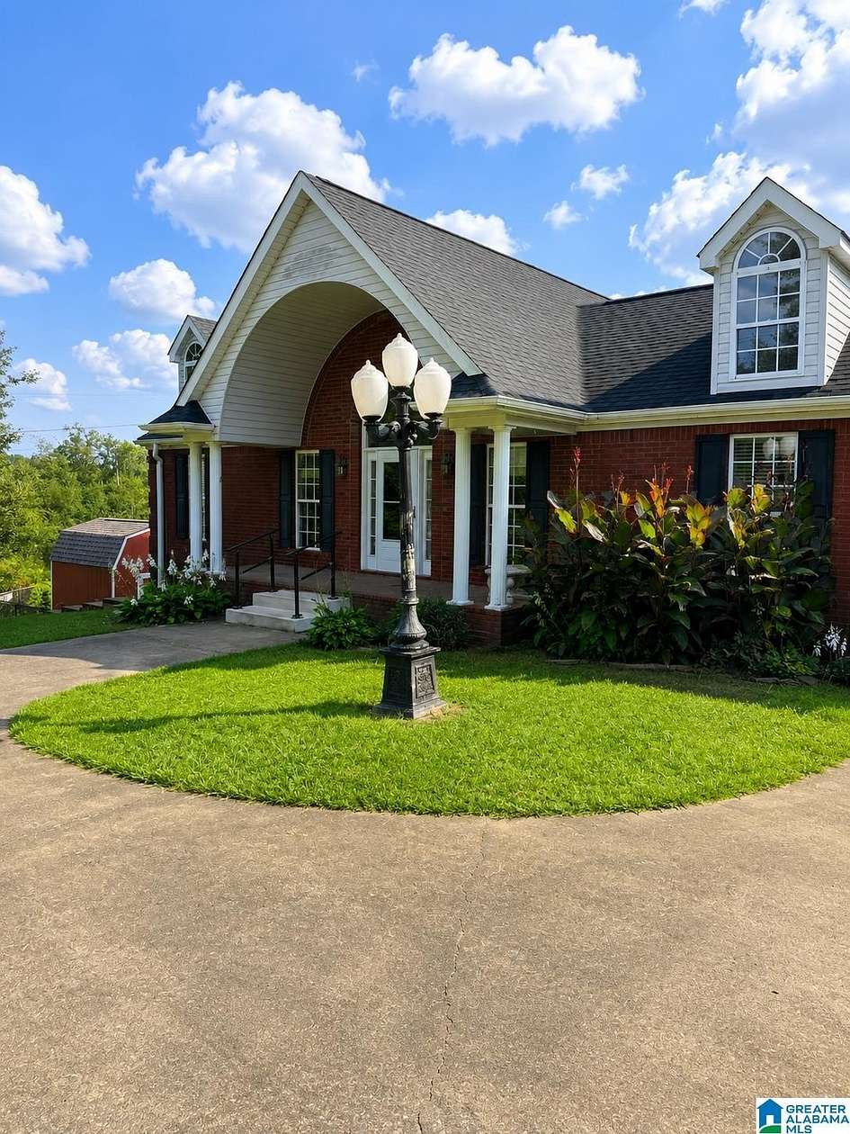 16.8 Acres of Land with Home for Sale in Hamilton, Alabama