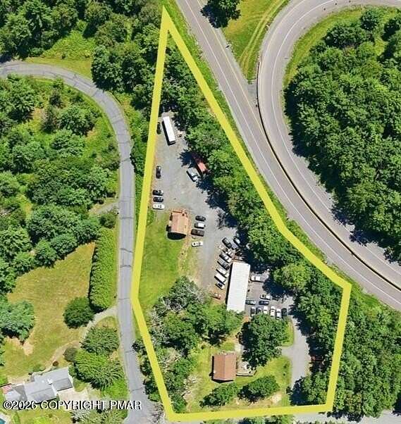 1.67 Acres of Improved Commercial Land for Sale in Milford, Pennsylvania