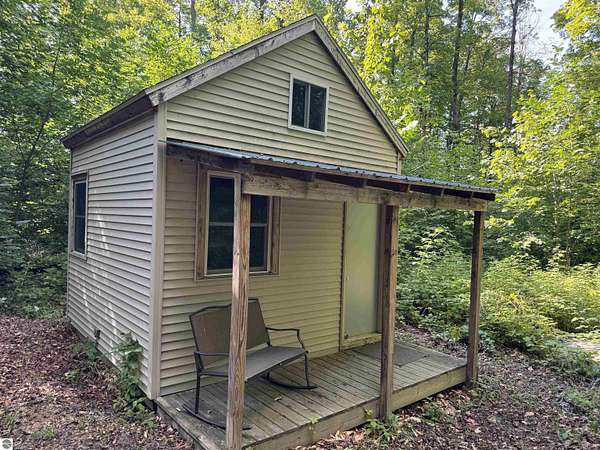 10 Acres of Recreational Land for Sale in Mancelona, Michigan