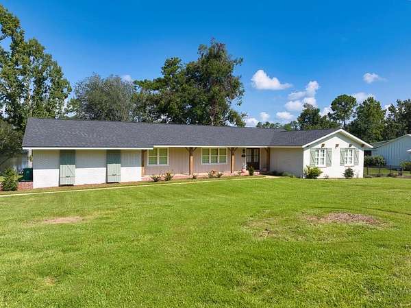 1.68 Acres of Land with Home for Sale in Valdosta, Georgia