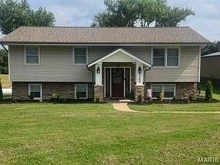 10 Acres of Recreational Land with Home for Sale in Troy, Missouri