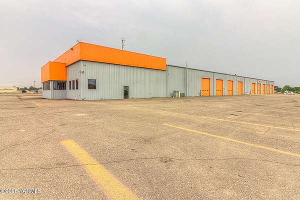 6.75 Acres of Improved Commercial Land for Sale in Grandview, Washington