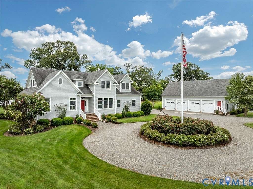 7 Acres of Land with Home for Sale in West Point, Virginia