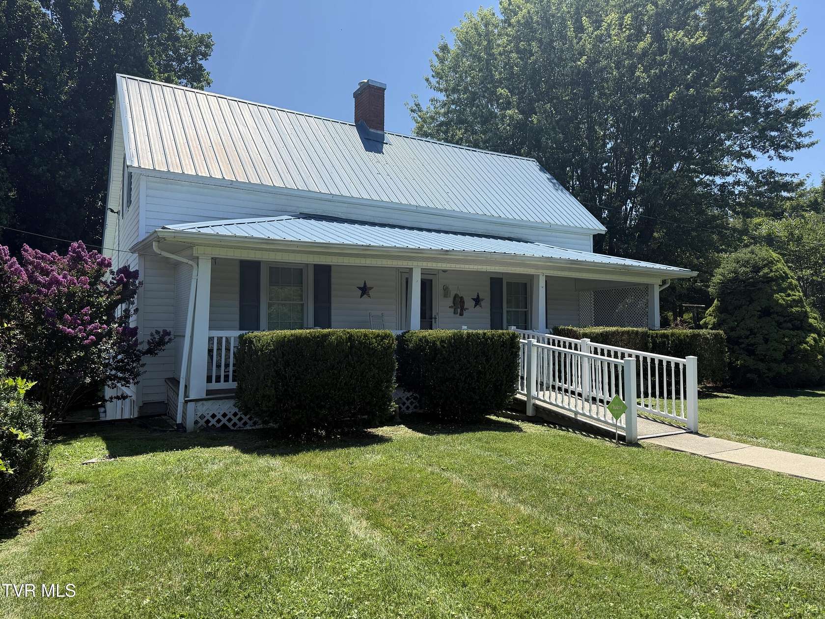 1.5 Acres of Land with Home for Sale in Johnson City, Tennessee