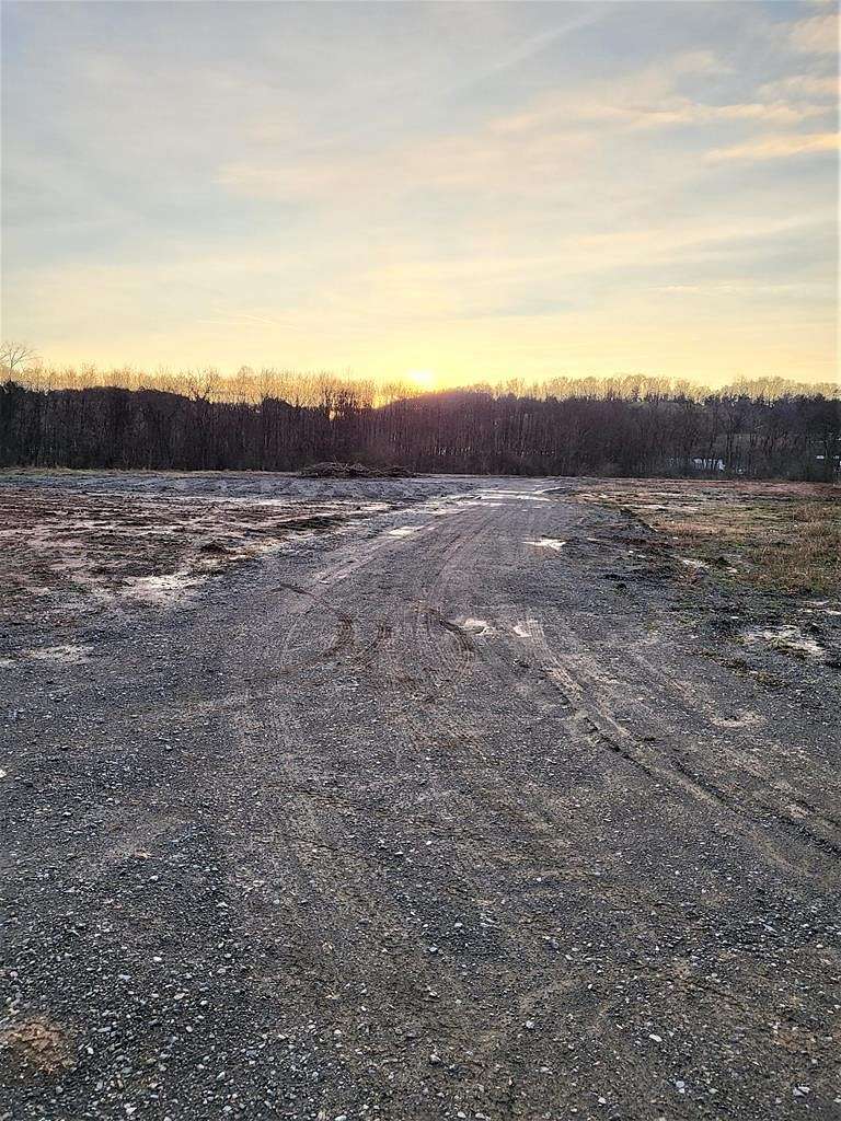 8.5 Acres of Mixed-Use Land for Sale in Dayton, Tennessee