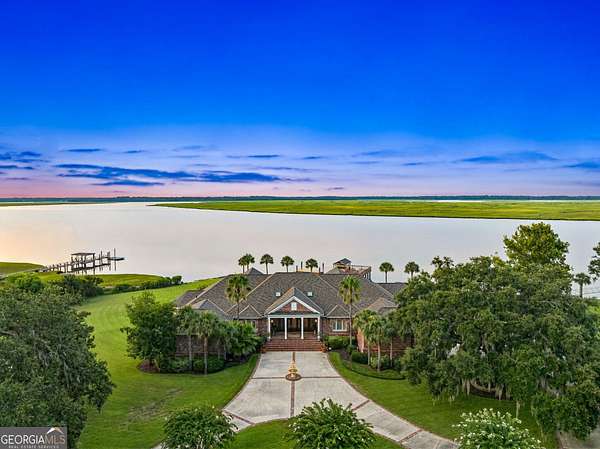 2.63 Acres of Land with Home for Sale in St. Marys, Georgia