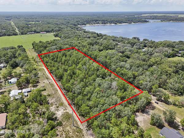 5 Acres of Residential Land for Sale in Keystone Heights, Florida