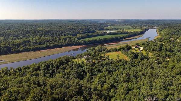 5.5 Acres of Residential Land for Sale in Eldon, Missouri