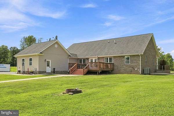 5 Acres of Land with Home for Sale in Front Royal, Virginia
