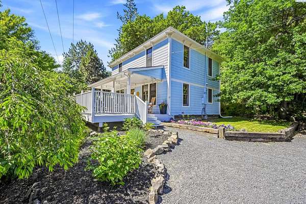 4 Acres of Land with Home for Sale in Colfax, Washington