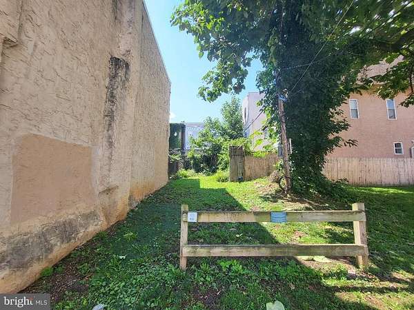 0.02 Acres of Residential Land for Sale in Philadelphia, Pennsylvania