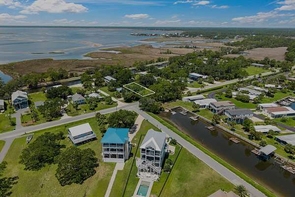 0.14 Acres of Residential Land for Sale in Crawfordville, Florida