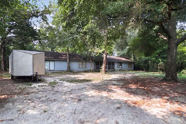 4 Acres of Land with Home for Sale in DeFuniak Springs, Florida