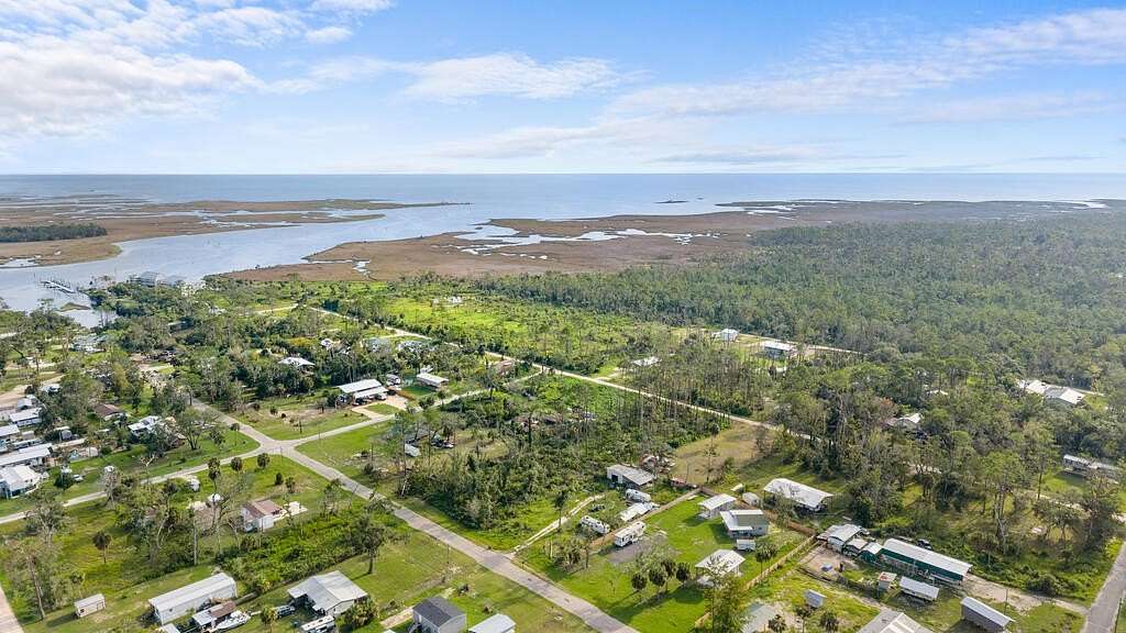 0.26 Acres of Land for Sale in Steinhatchee, Florida