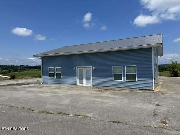 2.6 Acres of Land with Home for Sale in Loudon, Tennessee