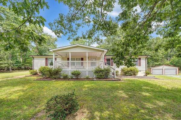 5.1 Acres of Land with Home for Sale in New Castle, Virginia