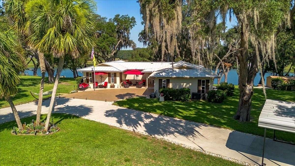 4 Acres of Land with Home for Sale in Ocklawaha, Florida