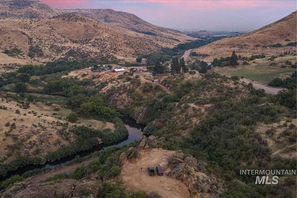 7.57 Acres of Residential Land for Sale in Sweet, Idaho