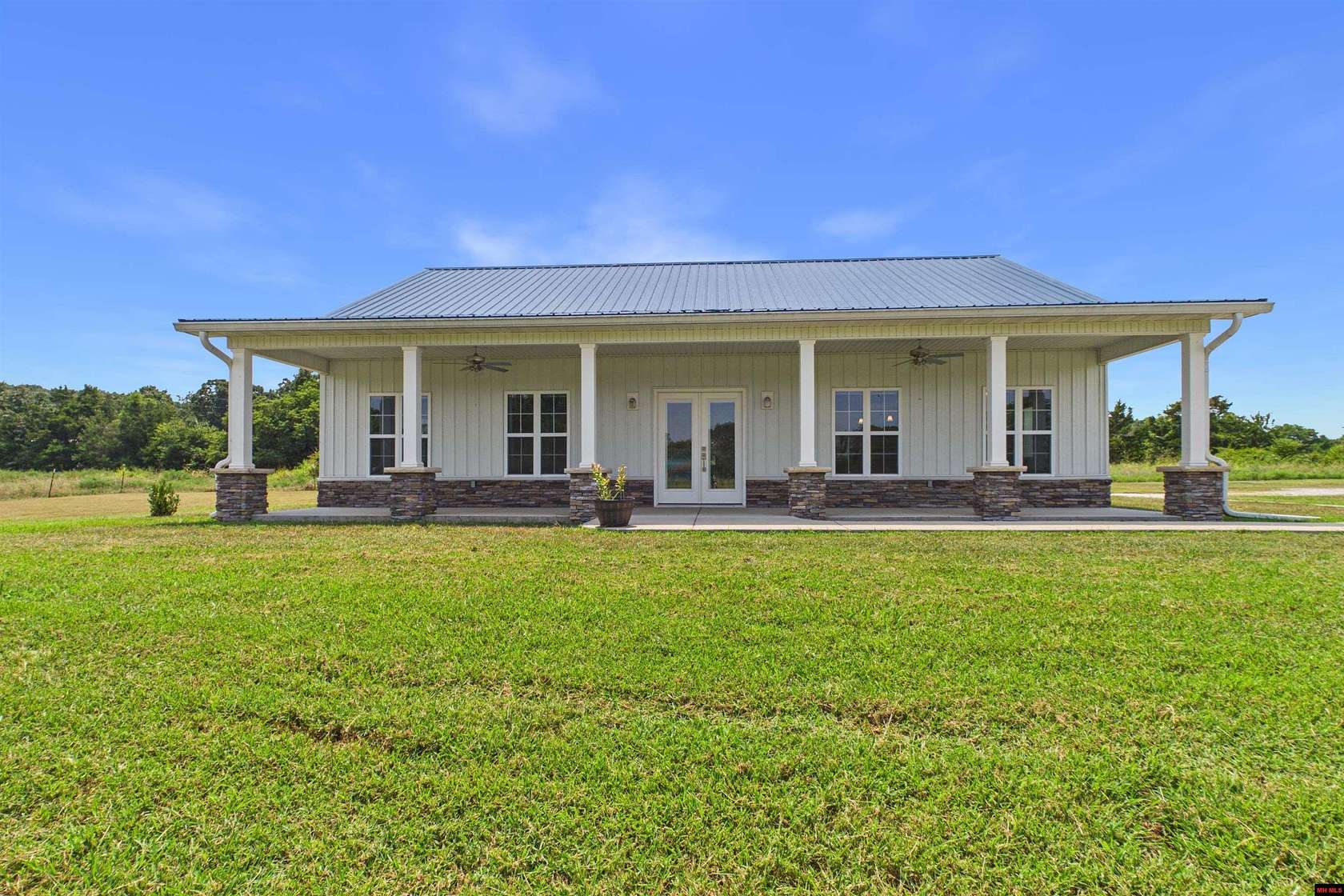2.9 Acres of Land with Home for Sale in Mountain Home, Arkansas