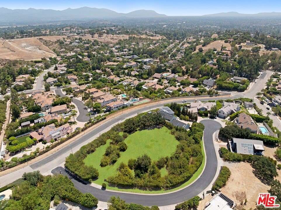 1.27 Acres of Residential Land for Sale in Granada Hills, California
